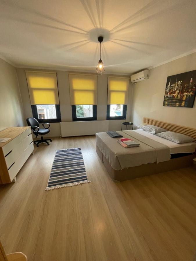 Duplex With Terrace In Center,5Mn Walk To Istiklal Διαμέρισμα Κωνσταντινούπολη Εξωτερικό φωτογραφία